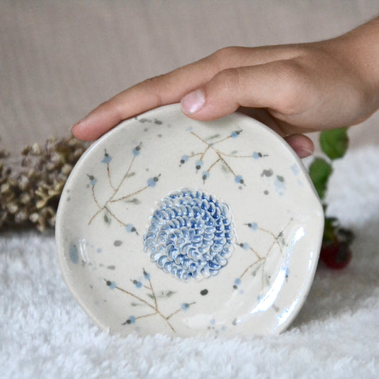 Strgalnik za česen Borovnička